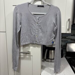 ✨3/$20 Urban Coco cropped button front cardigan